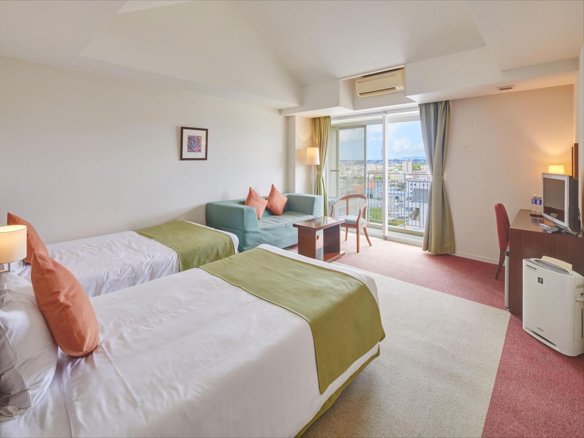 Hotel Yugaf Inn Okinawa Nago Exterior foto